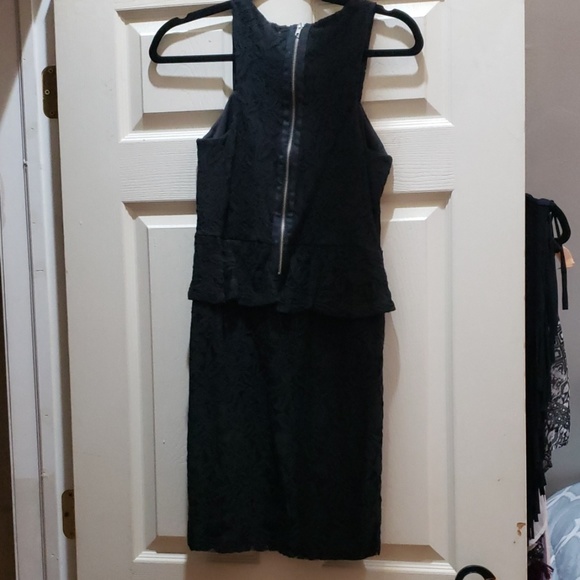 Nwts- Black peplum lace cutout dress Sz M - Picture 6 of 6